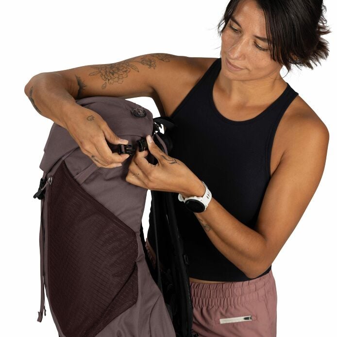 Hikelite™ LT 30 Hiking Backpack - US 7811