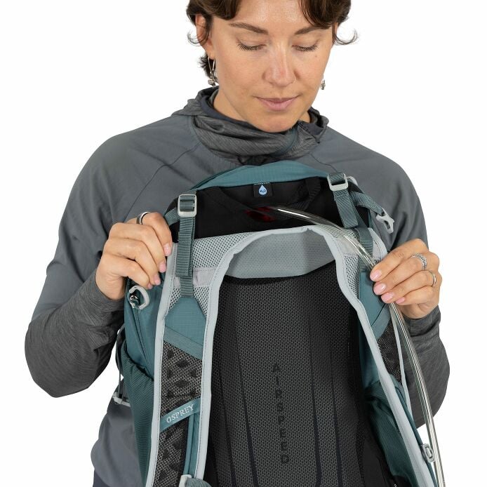 Hikelite™ 26 Hiking Backpack - US 8607