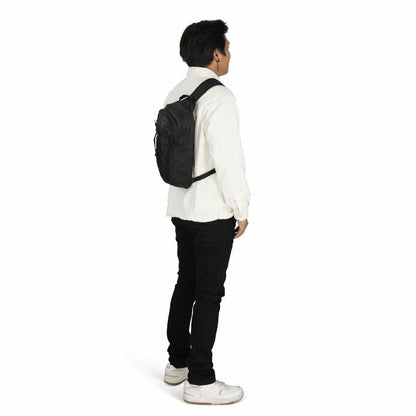Quasar Sling Bag - US 8136