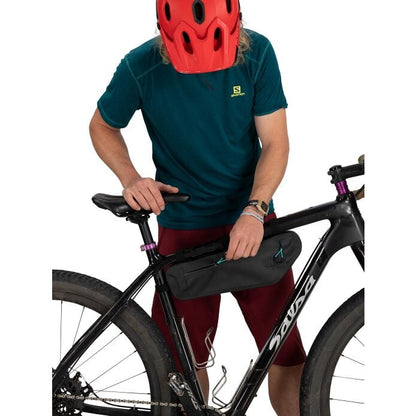 Escapist™ Frame Bag - US 8895
