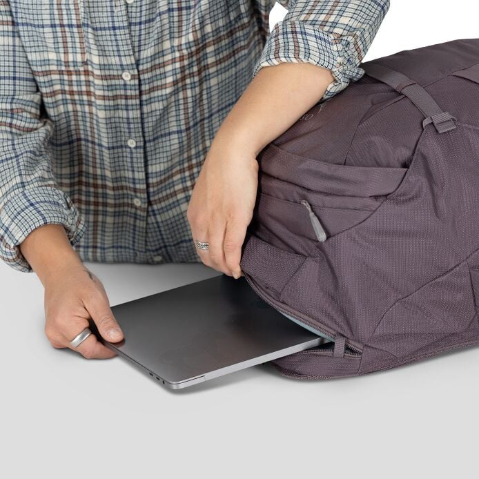 Fairview™ 40 Travel Pack - US 9823